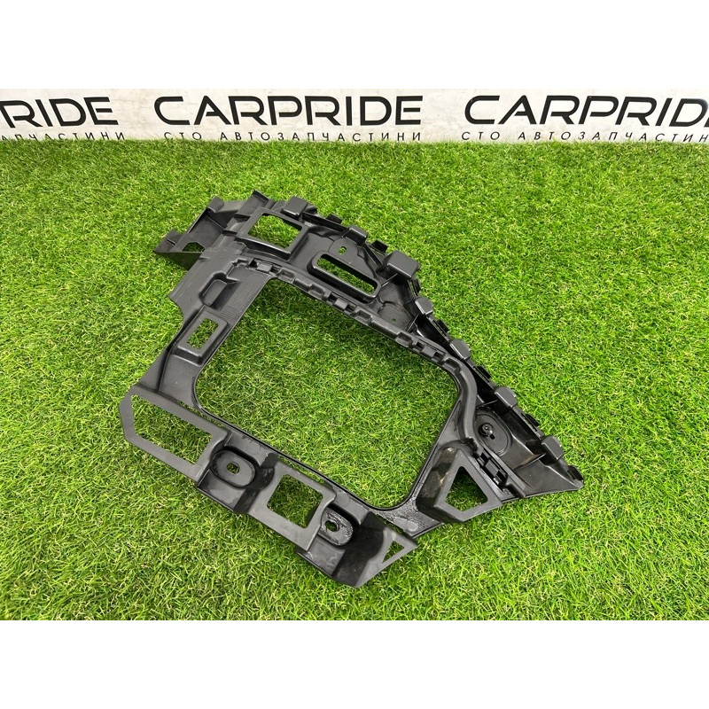 Крепление бампера (кузов и элементы) Volkswagen Touareg NF 2011 3.0 CASA 7P6807376B