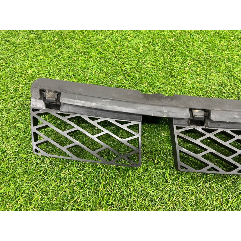 Крепление бампера (кузов и элементы) Volkswagen Touareg NF 2011 3.0 CASA 7P6807863