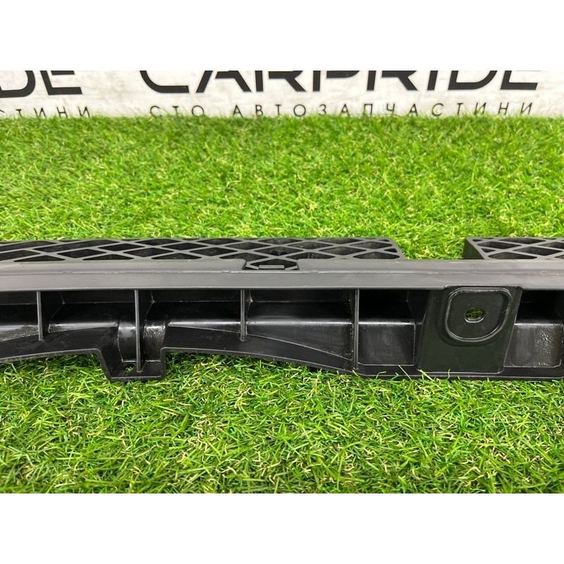 Крепление бампера (кузов и элементы) Volkswagen Touareg NF 2011 3.0 CASA 7P6807863