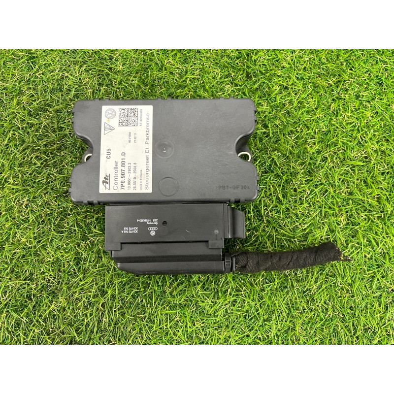 Блок управления стояночным тормозом (электрика / блоки управления) Volkswagen Touareg NF 2011 3.0 CASA 7P0907801D