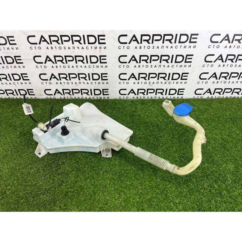 Бачок омывателя (кузов и элементы) Volkswagen Touareg NF 2011 3.0 CASA 7P0955453A