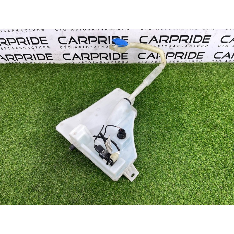 Бачок омывателя (кузов и элементы) Volkswagen Touareg NF 2011 3.0 CASA 7P0955453A