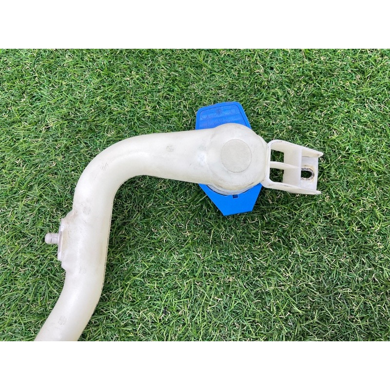 Бачок омывателя (кузов и элементы) Volkswagen Touareg NF 2011 3.0 CASA 7P0955453A