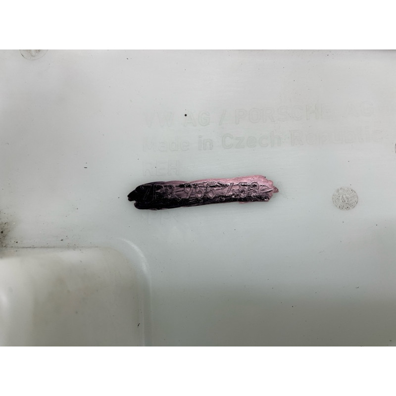 Бачок омывателя (кузов и элементы) Volkswagen Touareg NF 2011 3.0 CASA 7P0955453A