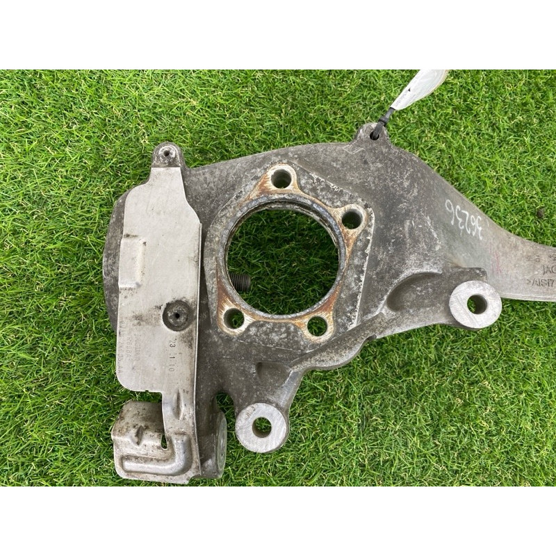 Поворотный кулак (подвеска) Jaguar XJ X351 2012 C2D2610