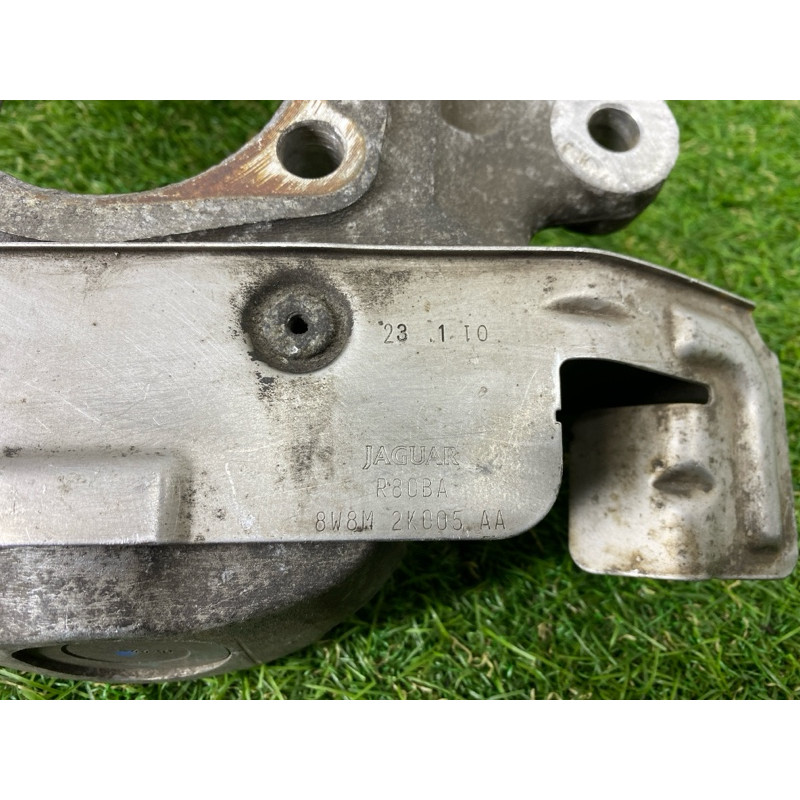 Поворотный кулак (подвеска) Jaguar XJ X351 2012 C2D2610