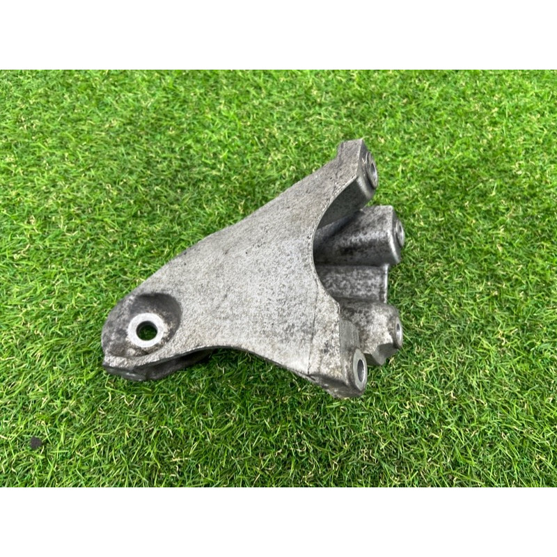 Кронштейн двигателя (кронштейны двигателя) Volkswagen Touareg NF 2011 3.0 CASA 7L6199308D