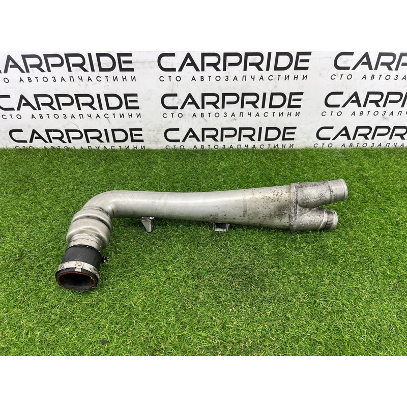 Патрубок интеркулера (двигатель и элементы) Volkswagen Touareg NF 2011 3.0 CASA 7P0145941A