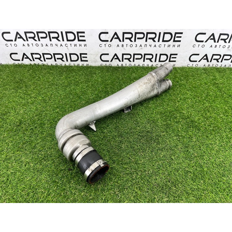 Патрубок интеркулера (двигатель и элементы) Volkswagen Touareg NF 2011 3.0 CASA 7P0145941A