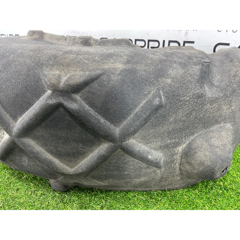 Подкрылок (кузов и элементы) Volkswagen Touareg NF 2011 3.0 CASA 7P6810972