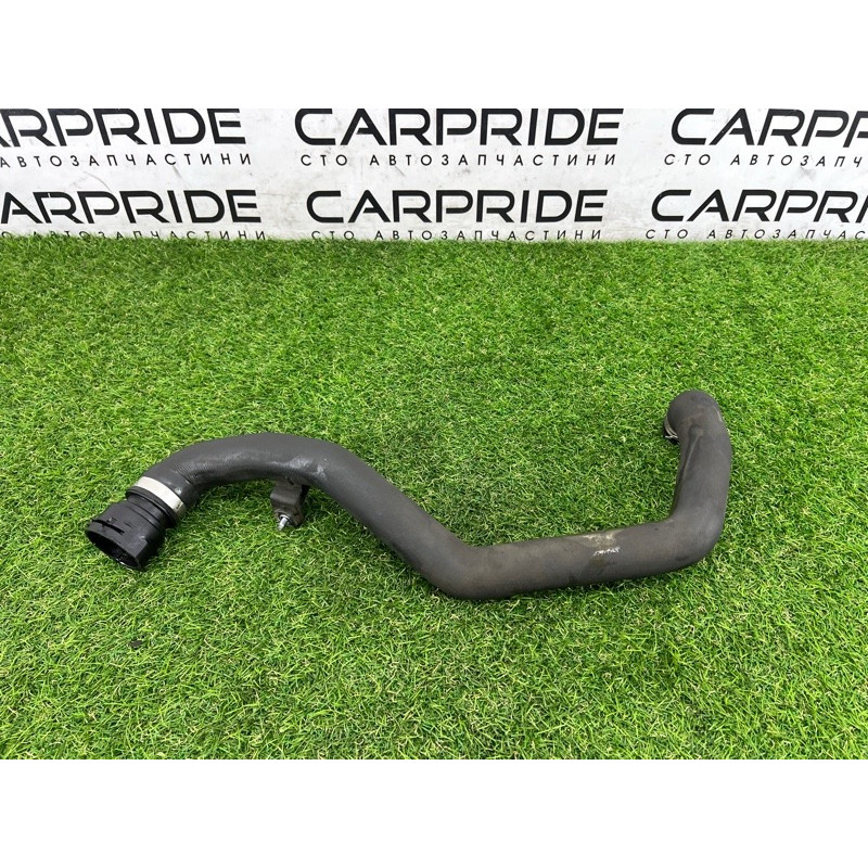 Патрубок (система охлаждения) Volkswagen Touareg NF 2011 3.0 CASA 7P6122101J