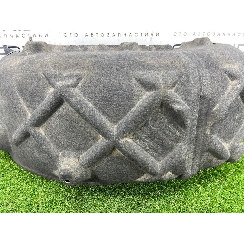 Подкрылок (кузов и элементы) Volkswagen Touareg NF 2011 3.0 CASA 7P6810971