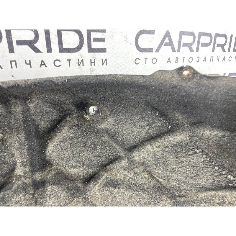 Подкрылок (кузов и элементы) Volkswagen Touareg NF 2011 3.0 CASA 7P6810971