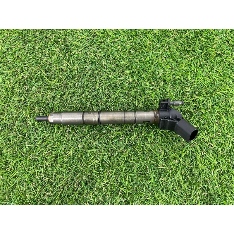 Форсунка топливная (топливная система) Volkswagen Touareg NF 2011 3.0 CASA 059130277BE