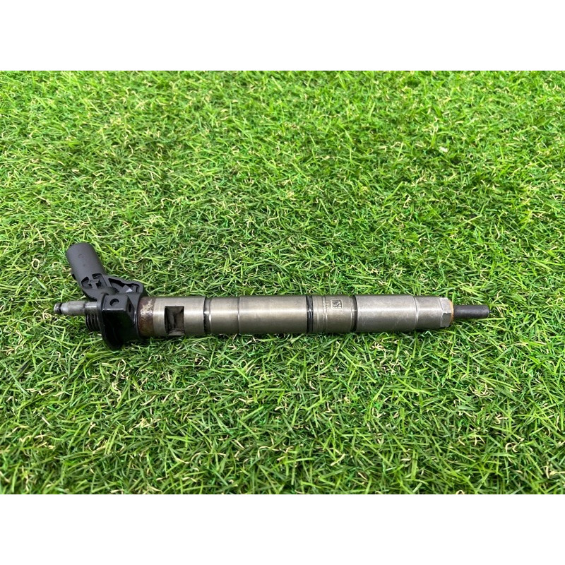 Форсунка топливная (топливная система) Volkswagen Touareg NF 2011 3.0 CASA 059130277BE