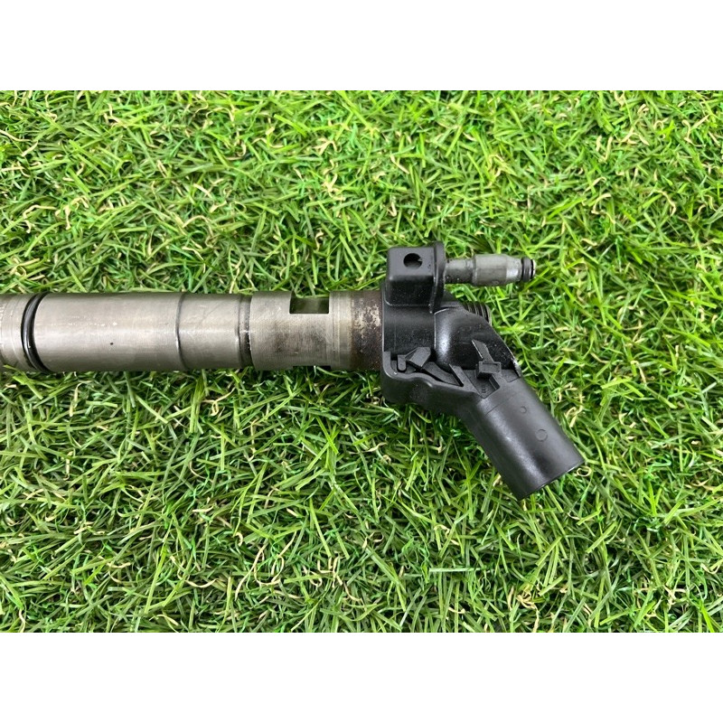 Форсунка топливная (топливная система) Volkswagen Touareg NF 2011 3.0 CASA 059130277BE