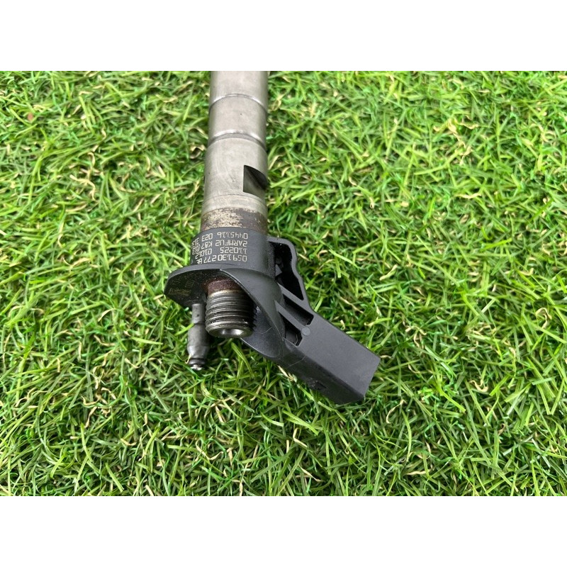 Форсунка топливная (топливная система) Volkswagen Touareg NF 2011 3.0 CASA 059130277BE