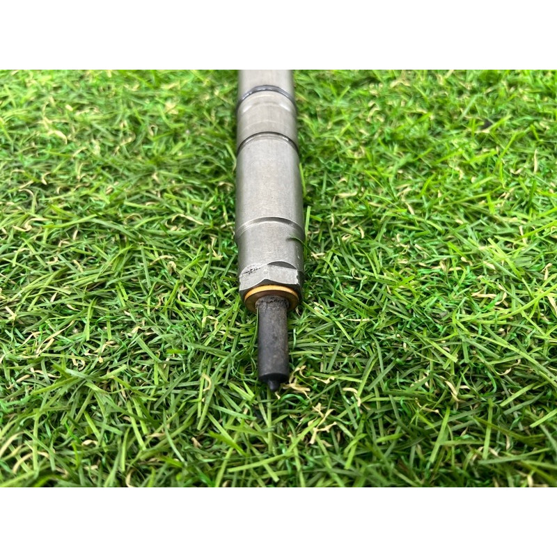 Форсунка топливная (топливная система) Volkswagen Touareg NF 2011 3.0 CASA 059130277BE