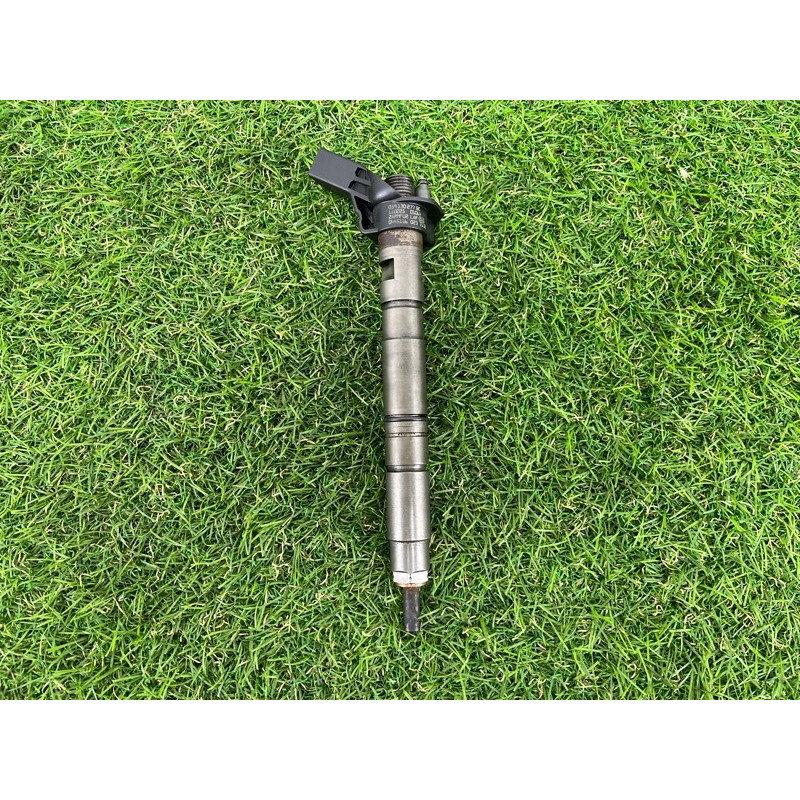 Форсунка топливная (топливная система) Volkswagen Touareg NF 2011 3.0 CASA 059130277BE