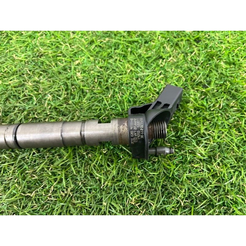 Форсунка топливная (топливная система) Volkswagen Touareg NF 2011 3.0 CASA 059130277BE