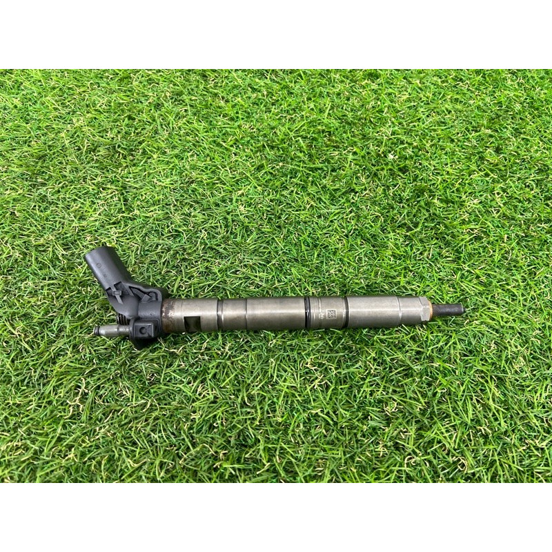 Форсунка топливная (топливная система) Volkswagen Touareg NF 2011 3.0 CASA 059130277BE