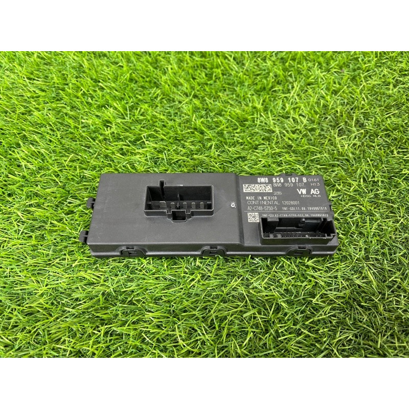 Блок управления крышки багажника (электрика / блок управления) AUDI Q5 FY 2018 2.0 TFSI DAYB 8W8959107B