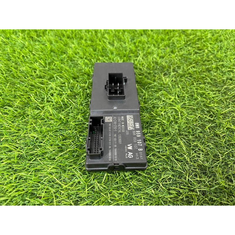 Блок управления крышки багажника (электрика / блок управления) AUDI Q5 FY 2018 2.0 TFSI DAYB 8W8959107B