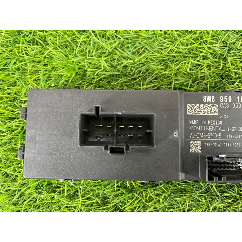 Блок управления крышки багажника (электрика / блок управления) AUDI Q5 FY 2018 2.0 TFSI DAYB 8W8959107B