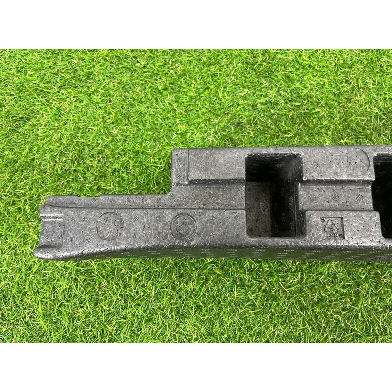 Абсорбер (наполнитель) бампера (кузов и элементы) Volkswagen Touareg NF 2011 3.0 CASA 7P6807248A