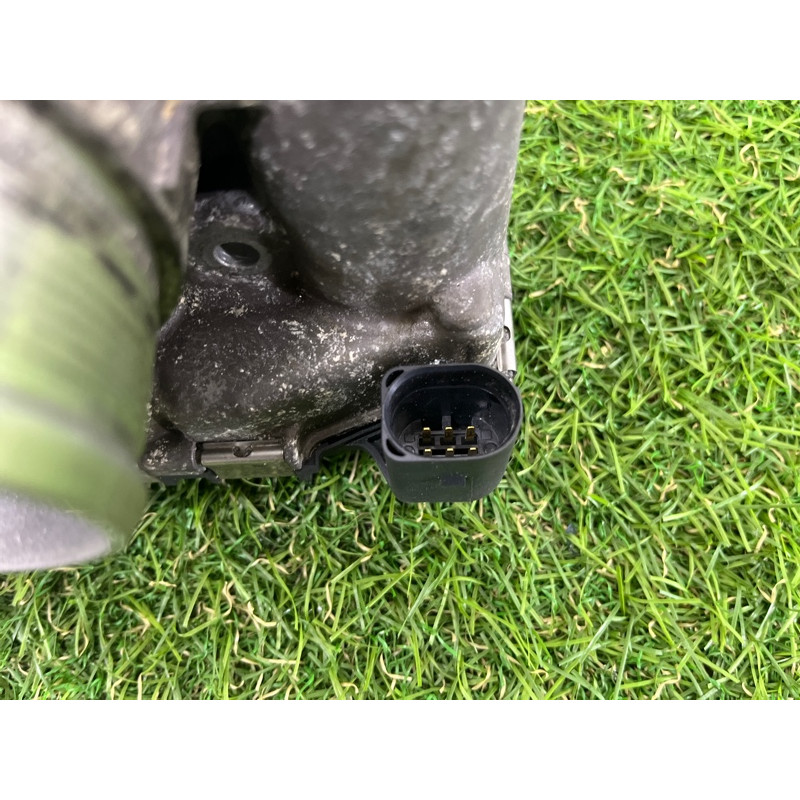 Дроссельная заслонка (электрика двигателя) AUDI Q5 FY 2018 2.0 TFSI DAYB 06K133062AG