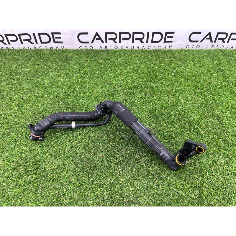 Трубка вентиляции картерных газов (двигатель и элементы) AUDI Q5 FY 2018 2.0 TFSI DAYB 06L103213AD