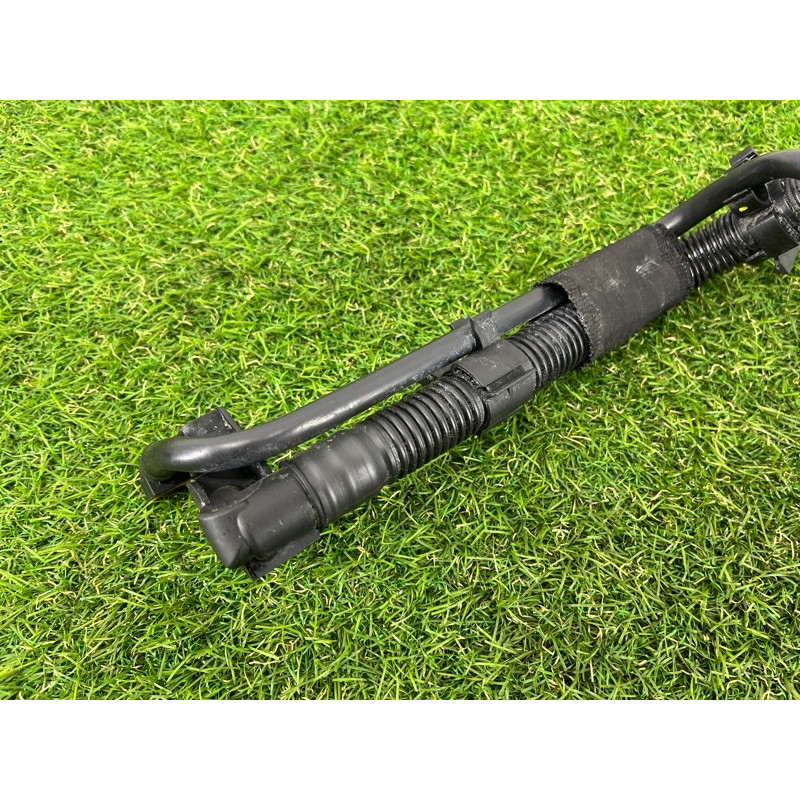 Трубка вентиляции картерных газов (двигатель и элементы) AUDI Q5 FY 2018 2.0 TFSI DAYB 06L103213AD