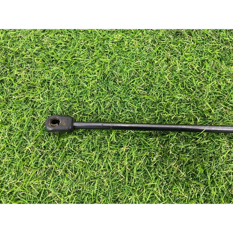 Амортизатор багажника (кузов и элементы) Volkswagen Touareg NF 2011 3.0 CASA 7P6827550