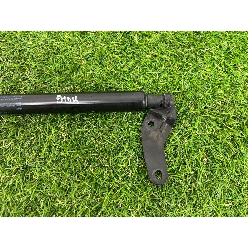 Амортизатор багажника (кузов и элементы) Volkswagen Touareg NF 2011 3.0 CASA 7P6827550