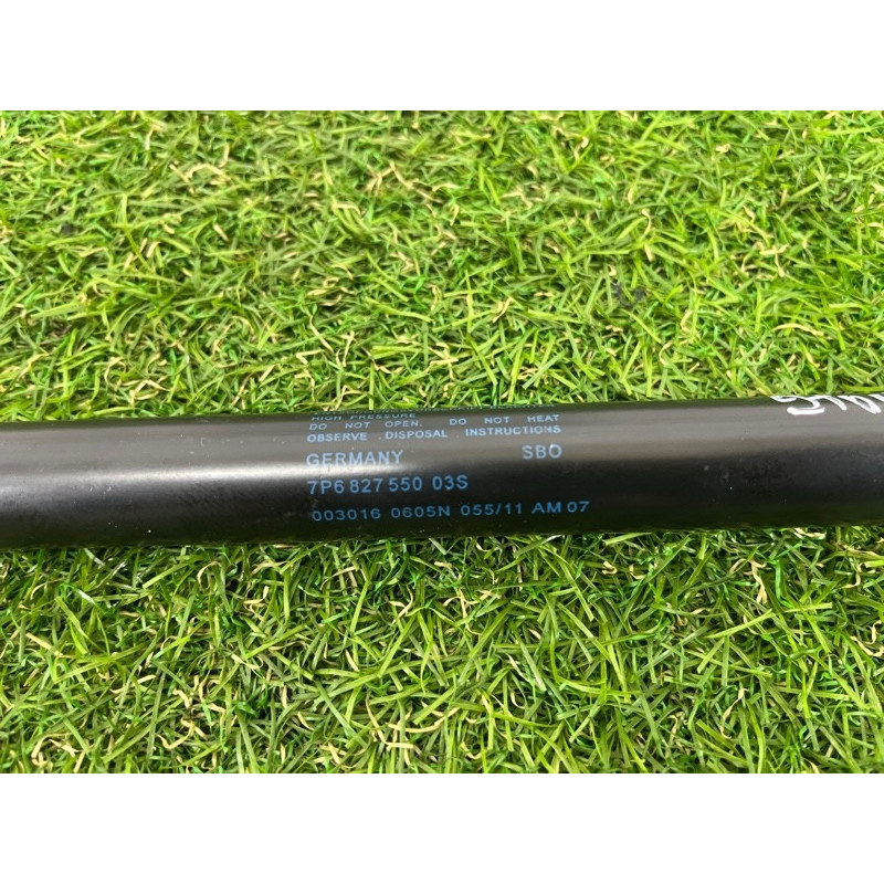 Амортизатор багажника (кузов и элементы) Volkswagen Touareg NF 2011 3.0 CASA 7P6827550