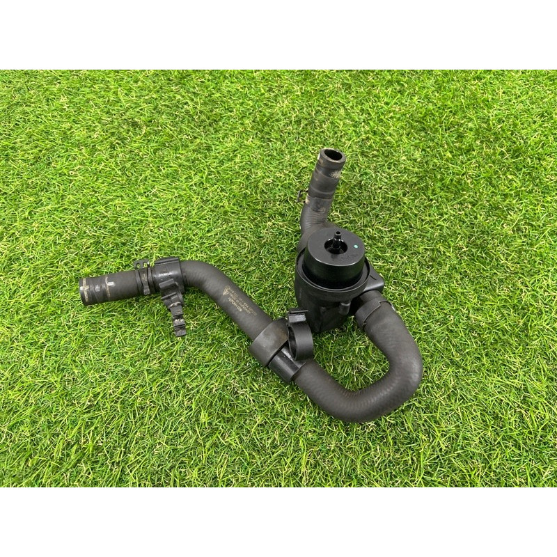 Клапан системы охлаждения (электрика / кнопки) Volkswagen Touareg NF 2011 3.0 CASA 7P6122157E