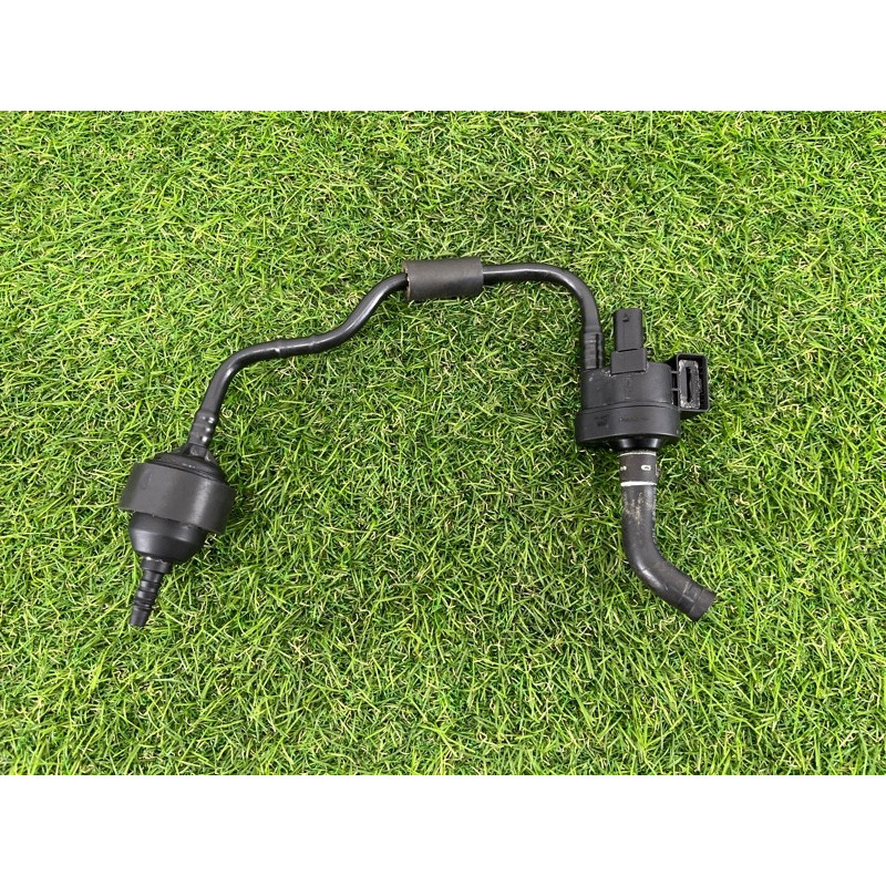 Клапан вентиляции топливного бака (топливная система) AUDI Q5 FY 2018 2.0 TFSI DAYB 06L133781AJ