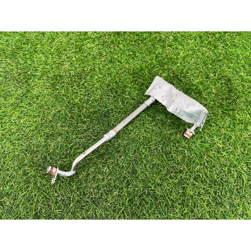 Трубка подачи масла в турбину (двигатель и элементы) AUDI Q5 FY 2018 2.0 TFSI DAYB 06L145778M