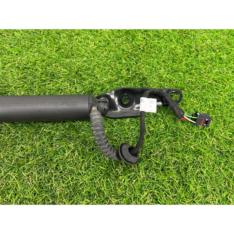 Привод двери багажника (электрика) AUDI Q5 FY 2018 2.0 TFSI DAYB 80A827851A