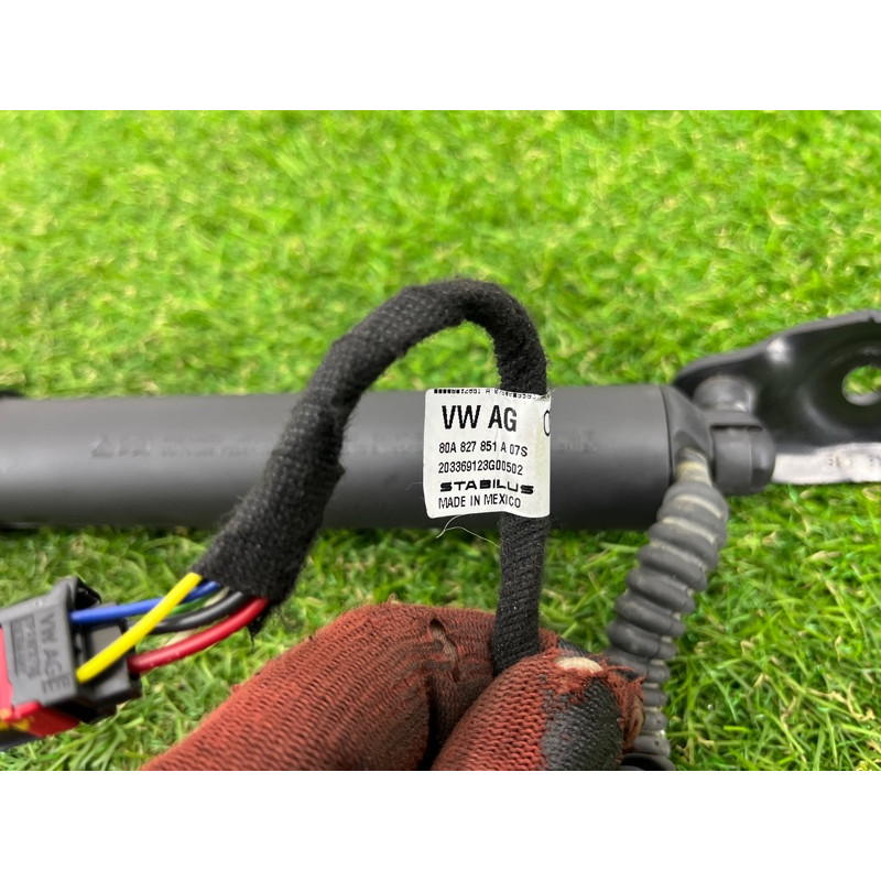 Привод двери багажника (электрика) AUDI Q5 FY 2018 2.0 TFSI DAYB 80A827851A