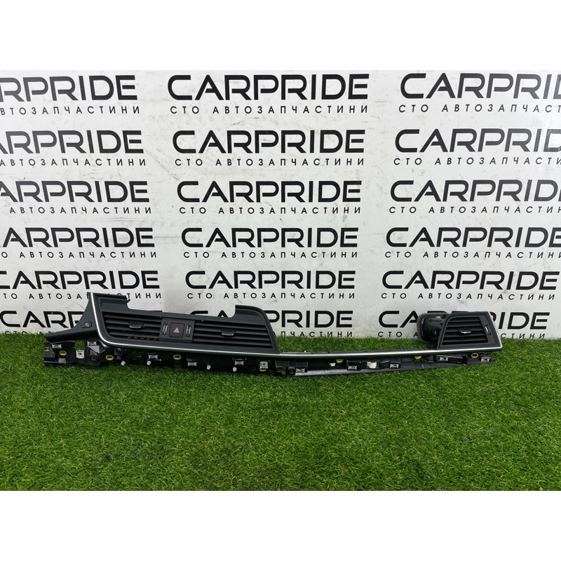 Центральный дефлектор салона (салон) AUDI Q5 FY 2018 2.0 TFSI DAYB 80B820902N6PS