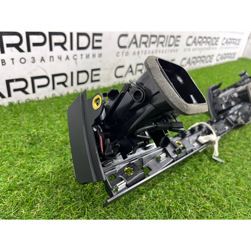 Центральный дефлектор салона (салон) AUDI Q5 FY 2018 2.0 TFSI DAYB 80B820902N6PS