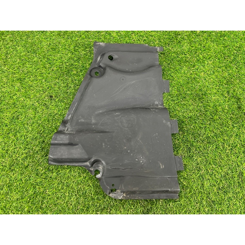 Защита днища (кузов и элементы) AUDI Q5 FY 2018 2.0 TFSI DAYB 80A825201