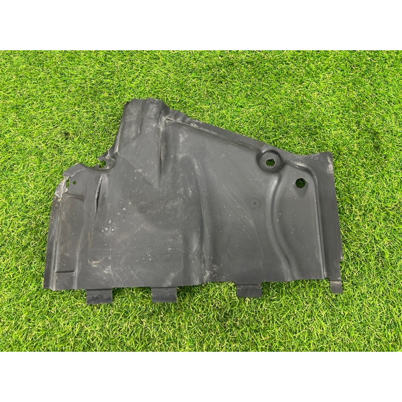 Защита днища (кузов и элементы) AUDI Q5 FY 2018 2.0 TFSI DAYB 80A825201