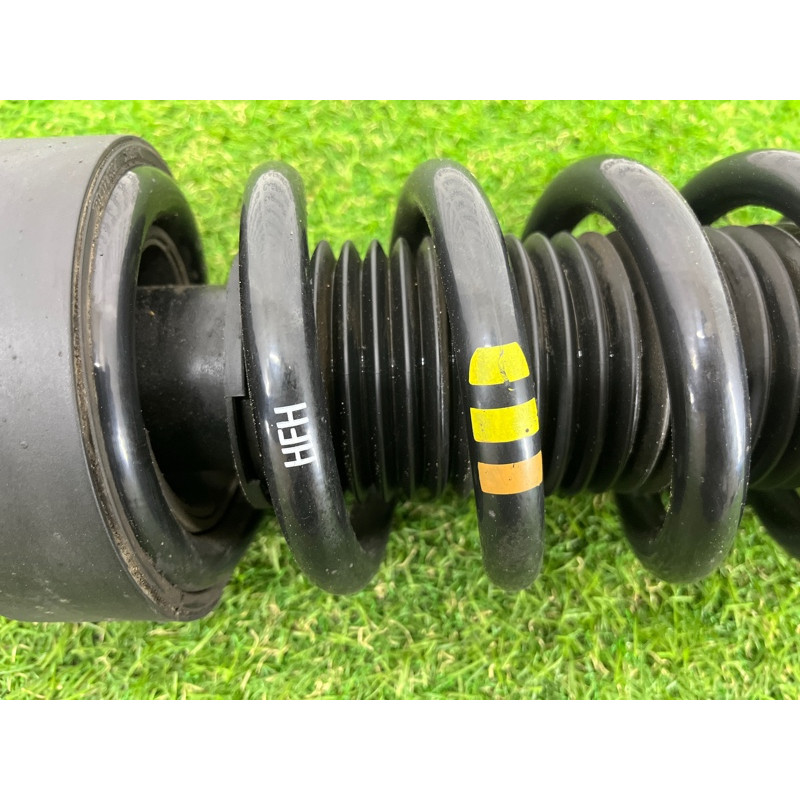 Амортизатор в сборе (подвеска) Volkswagen Touareg NF 2011 3.0 CASA 7P6413031AJ