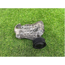 Кронштейн генератора