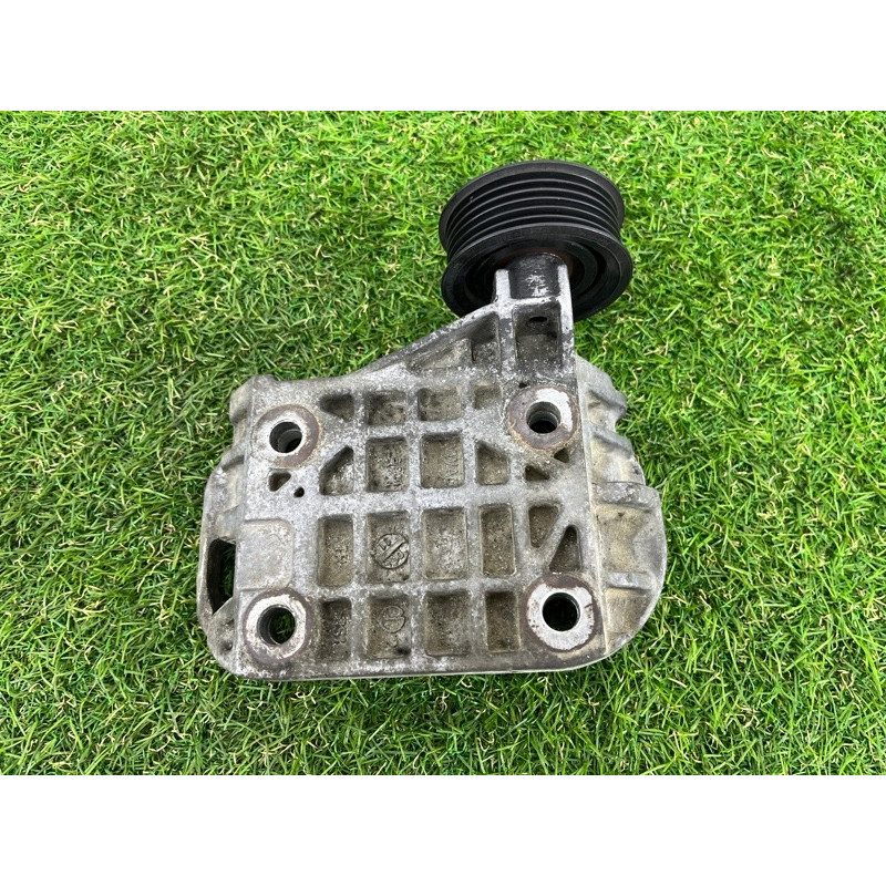 Кронштейн генератора (кронштейны двигателя) Volkswagen Touareg NF 2011 3.0 CASA 059903143AC