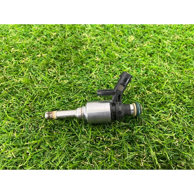 Форсунка топливная (топливная система) AUDI Q5 FY 2018 2.0 TFSI DAYB 06A906036K