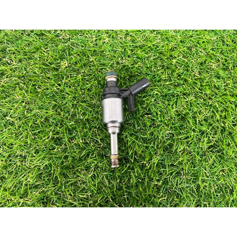 Форсунка топливная (топливная система) AUDI Q5 FY 2018 2.0 TFSI DAYB 06A906036K