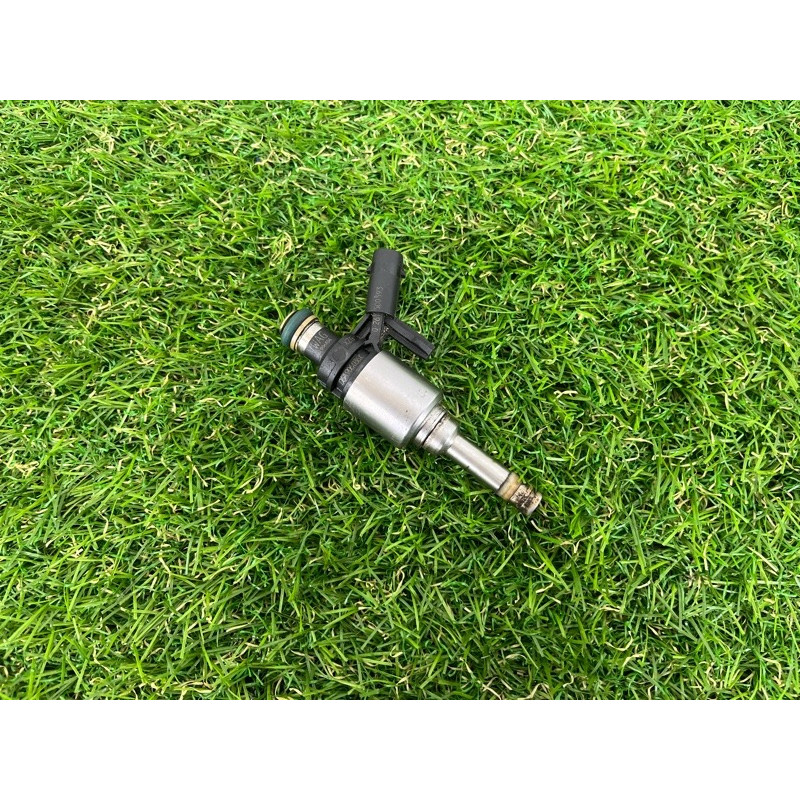 Форсунка топливная (топливная система) AUDI Q5 FY 2018 2.0 TFSI DAYB 06A906036K